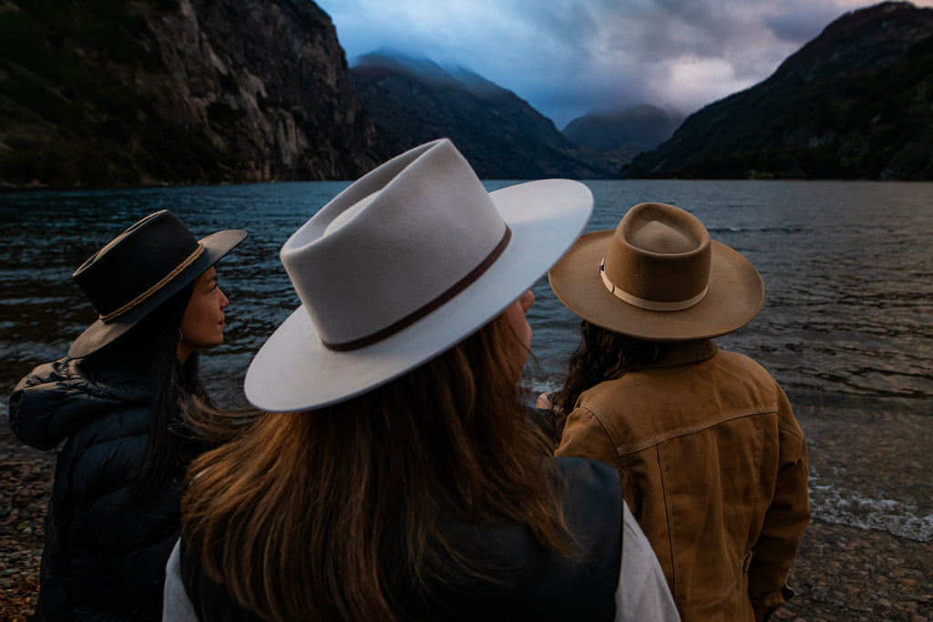 SOMBRERO FEDORA BLANCO HUESO
